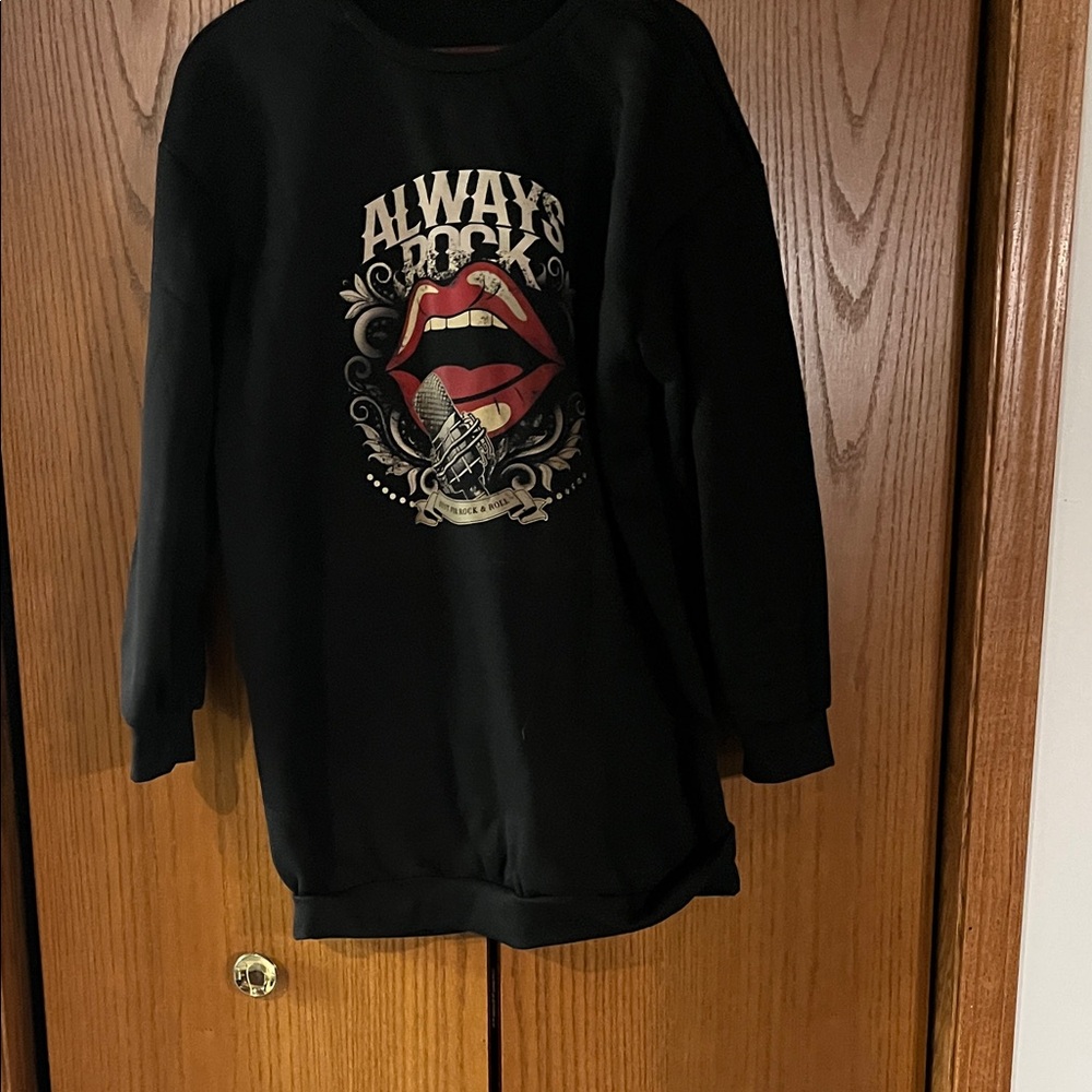 Black Graphic Women's Sweater